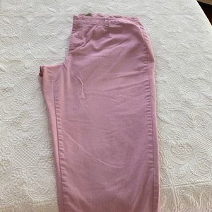 Woman’s zip front red&white stripe capris